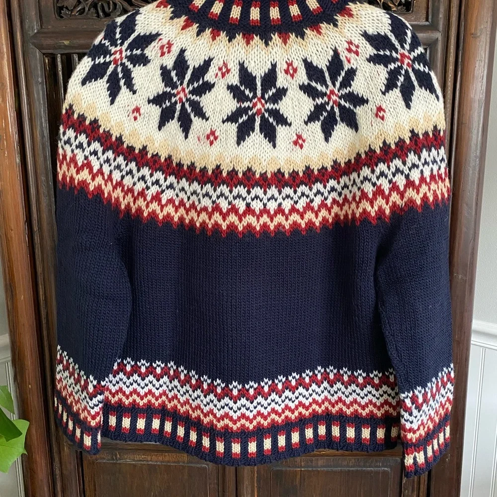 Hand knitted 100% Wool Nordic Pattern Women's Cardigan Sweater Size S/M - Picture 2 of 7